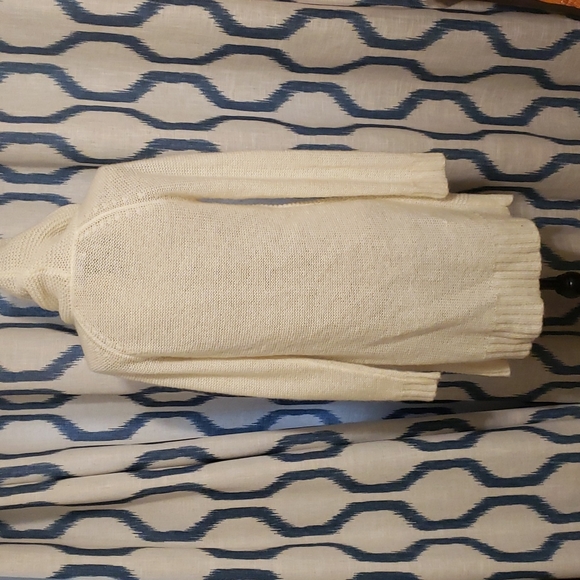 Old Navy White Med Sweater - Picture 5 of 10